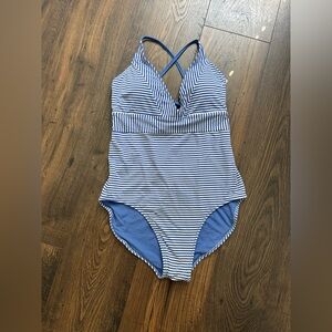 Vineyard Vines Women’s Marlin Vineyard Feeder Sconset One Piece Swimsuit Size M